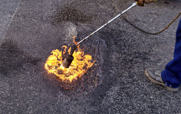 Near Hardcastle flat roofing repairs